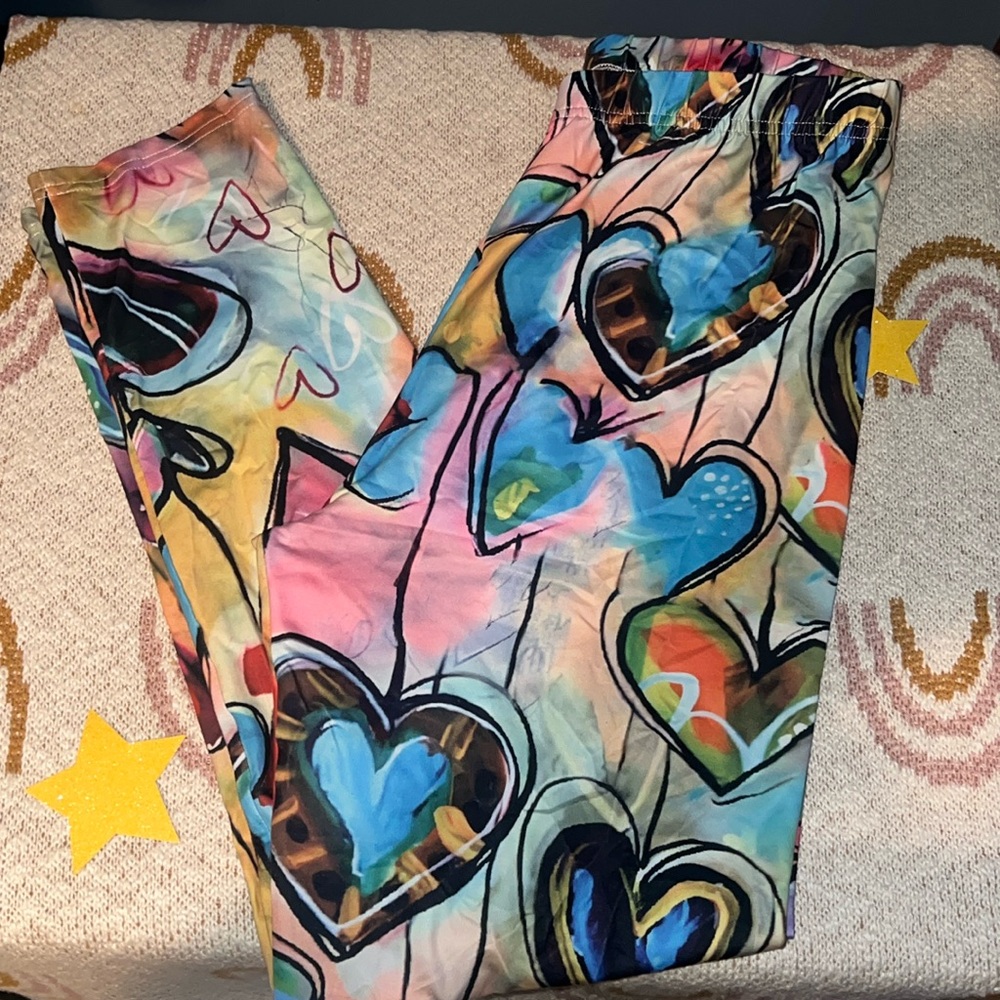 Heart print leggings women’s size XL stretch waist EUC watercolors multi color